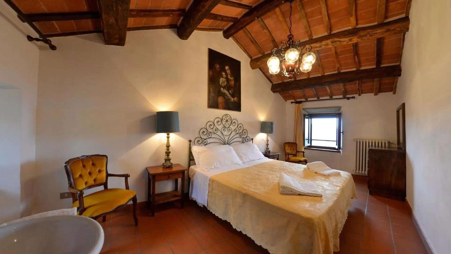 Villa Eugenio Cortona 0*,