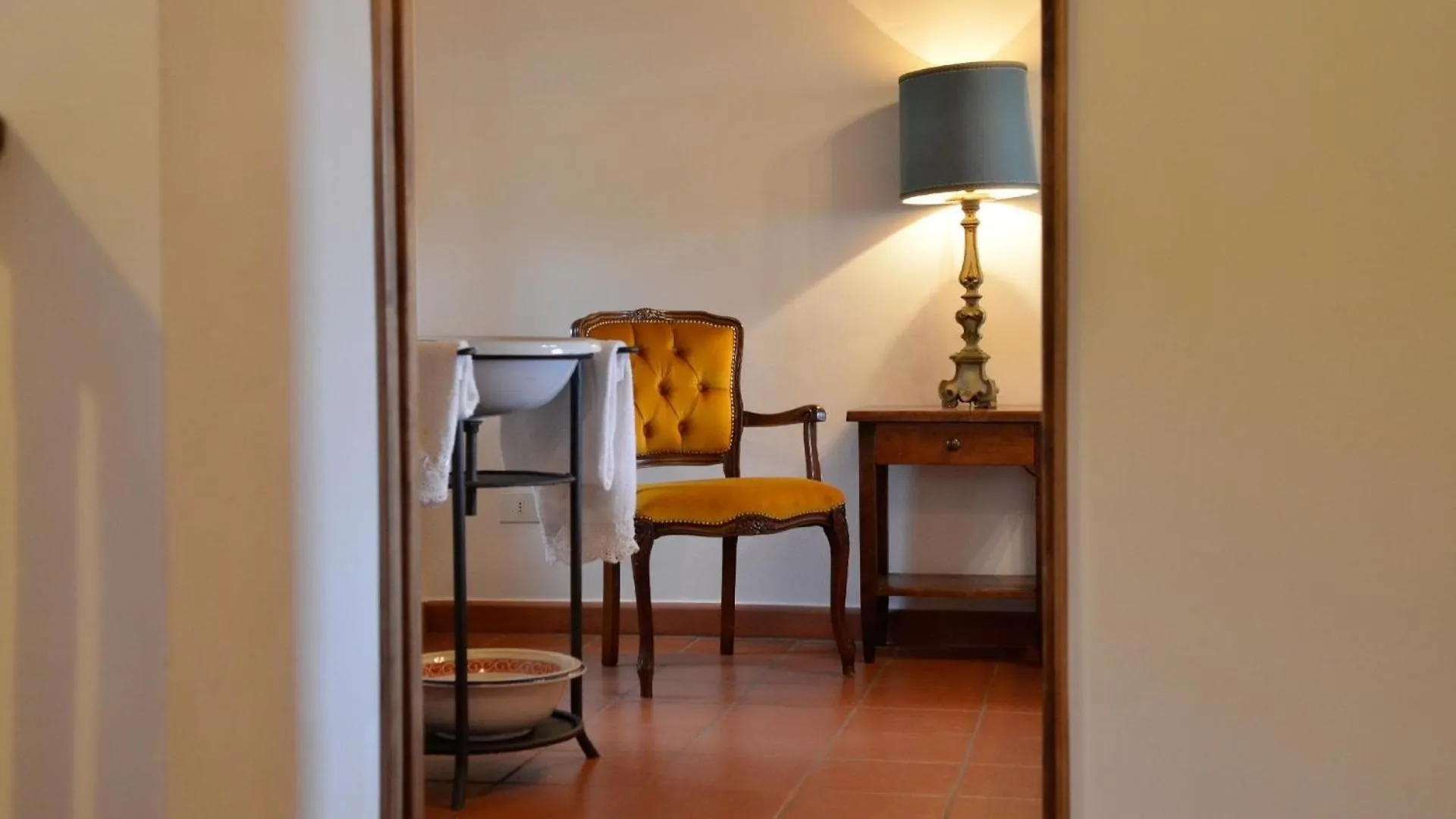 Villa Eugenio Cortona 0*,
